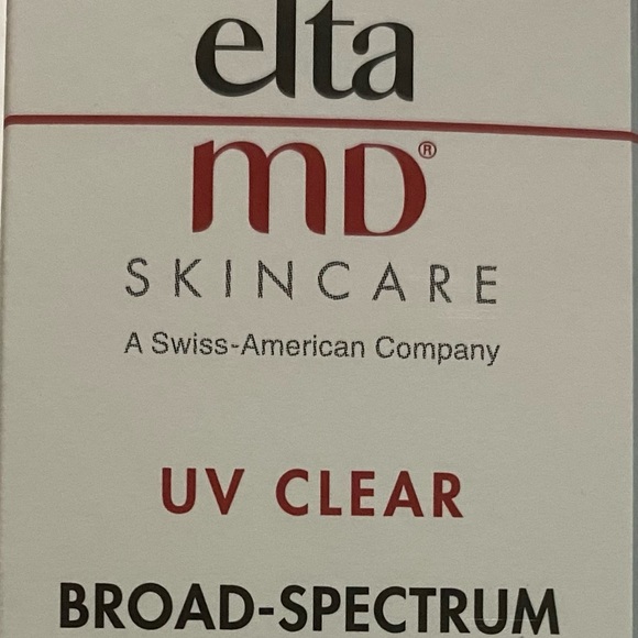 UV Clear Broad-spectrum SPF 46. UVA/UVB protection. Oil free. - Picture 1 of 4